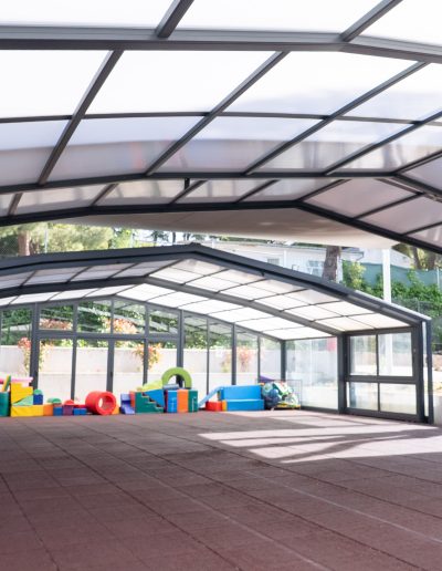 Espacio para psicomotricidad niños pequeños de infantil internacional colegio privado Liceo Europeo