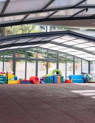 Espacio para psicomotricidad niños pequeños de infantil internacional colegio privado Liceo Europeo